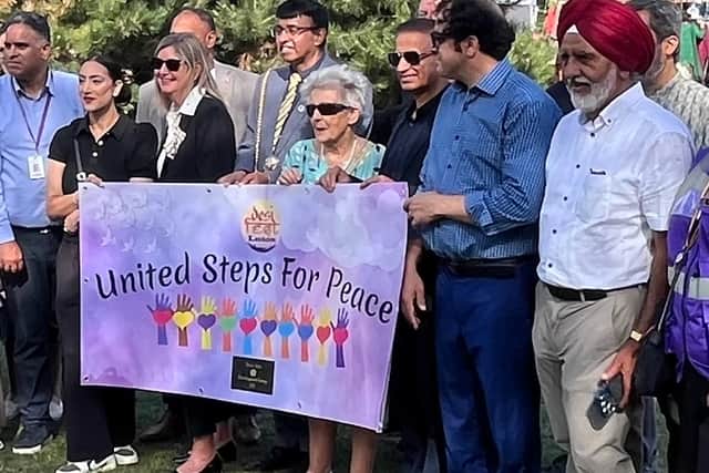Dignitaries, faith & community leaders joined together for DesiFest Luton
United Steps for Peace