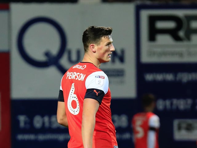 Shrugged off any pre-match doubts over his injury to ensure he kept his excellent record of starting matches for the Hatters. Didnt appear to have any ill effects either, limiting the experienced Charlie Austin to very little sights of goal.