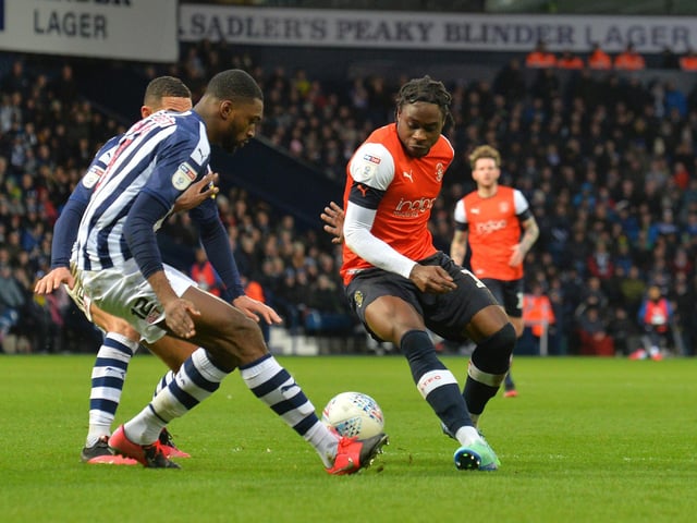 Grew into the game the longer it went on, as he made some good forays into the opposition area. Should have hit LuaLuas cross first time, while had shouts for a penalty soon after unluckily turned down.
