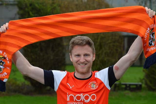 Hatters midfielder Eunan O'Kane