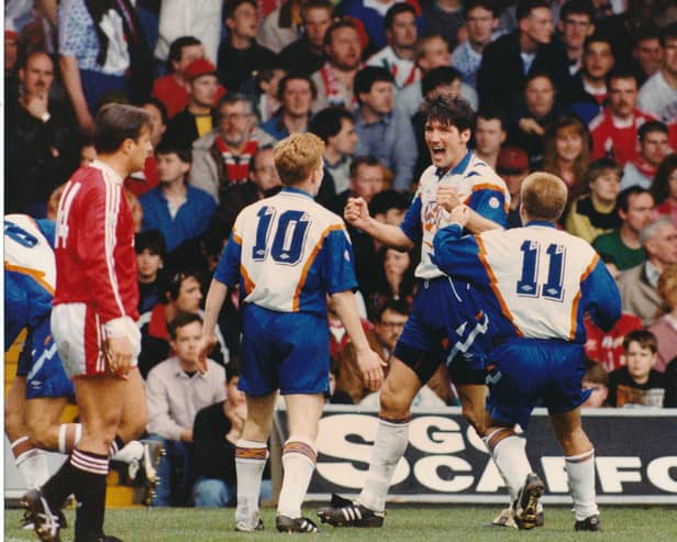 Mick Harford celebrates his equaliser against Manchester United at Kenilworth Road in 1992