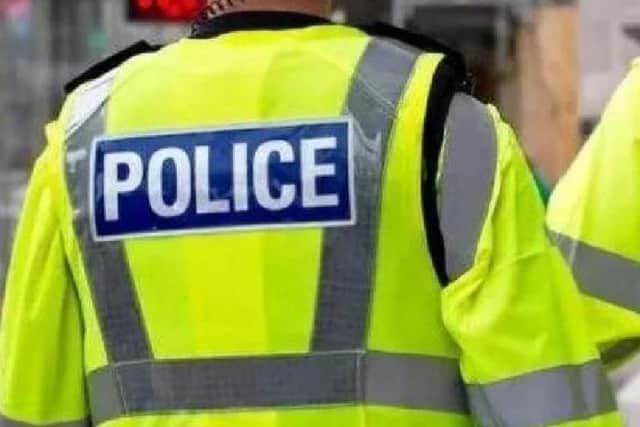 Police are investigating a distraction burglary in Luton