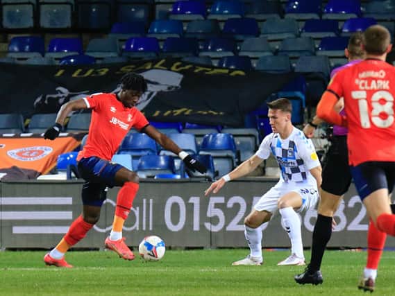 Elijah Adebayo in action for Luton against Coventry