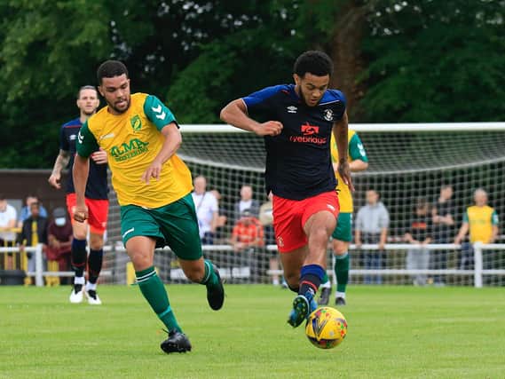 Dion Pereira has moved to Yeovil for a month