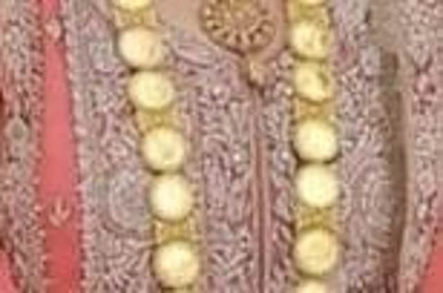 An image of the stolen jewellery