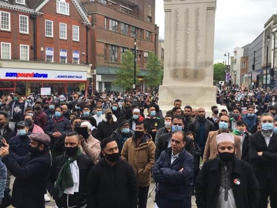 Over 1,000 protesters gathered in Luton town centre