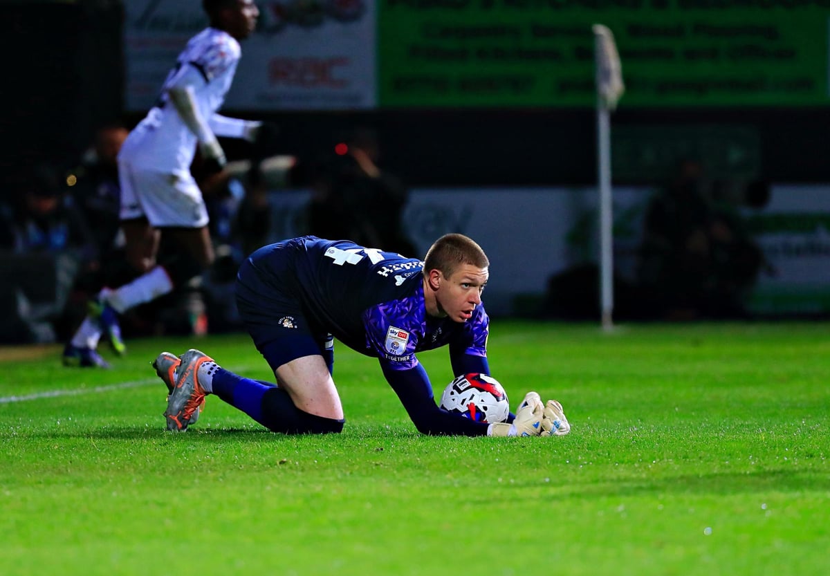 Ex-Hatter Cohen surprised that Luton haven't tried to re-sign Forest keeper Horvath