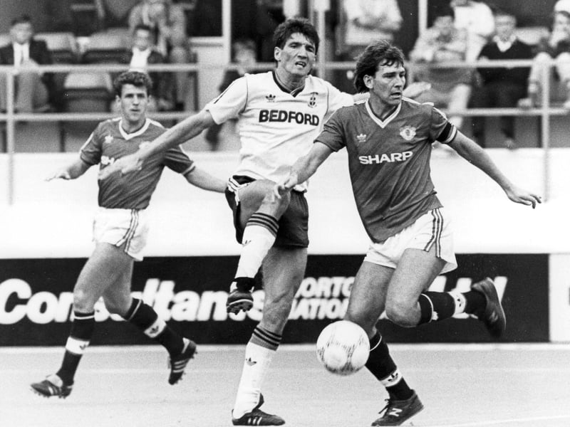 The Hatters got off to the worst possible start, with Mick Harford sent off after just four minutes courtesy of a late tackle. Down to 10 men, Luton conceded when John Gregory’s header Les Sealey for the only goal of the game.