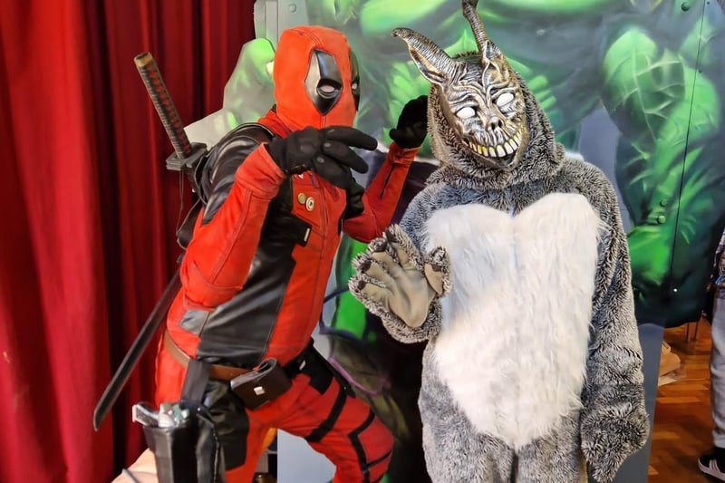 Luton Deadpool with a Donnie Darko Frank the Bunny cosplaying attendee
