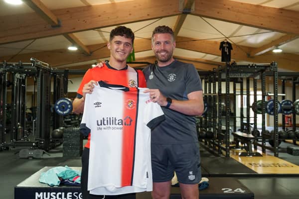 New Luton signing Ryan Giles with Town boss Rob Edwards - pic: Luton Town FC
