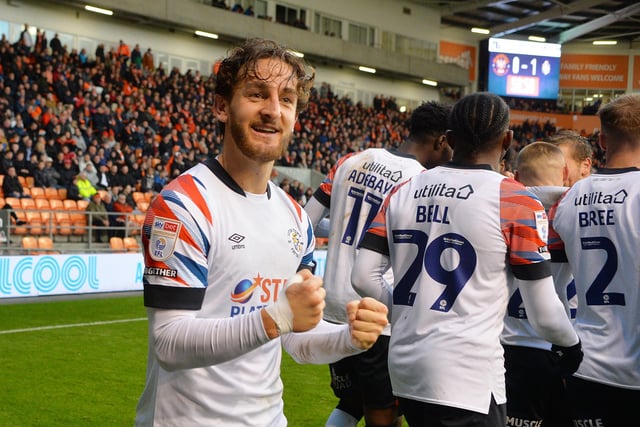 The man of the moment. Didn’t put a foot wrong for the Hatters as whenever Blackpool put the ball into the danger area, he was more often or not there to head or kick it away. Two wonderful goal-line clearances when it looked like Luton were destined to concede as his joy at defending shone through. A threat at the other end too, one header saved and then set up Berry to score. Absolutely magnificent.