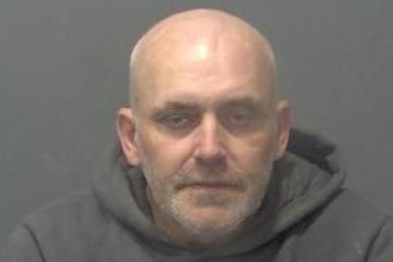 Meet one half of the brother-sister duo who went around breaking into homes and stealing belongings in Dunstable and Hemel Hempstead in May last year. Among the items stolen were cars, coats and bank cards from their victims. Jesse Loveridge, 45, of High Street North, Dunstable, pleaded guilty to conspiracy to burgle. And he'll be in prison for  five years and three months.