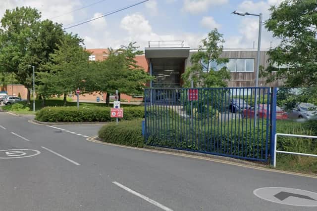 Harlington Upper School - Google Maps