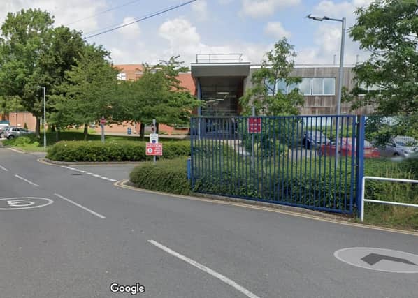 Harlington Upper School - Google Maps