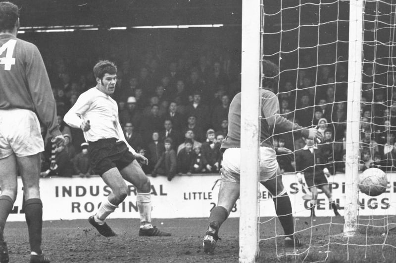 At the start of the 1969-70 Division Three season, Macdonald began his run in the 1-0 home win over Bournemouth. He then netted as Peterborough United were beaten in the League Cup replay, also on target in a 3-2 win over Orient and 1-1 draw with Halifax Town. Notched as Gillingham were defeated 2-0 and in the League Cup 2-2 draw with Millwall, plus the 4-0 victory over Bristol Rovers.