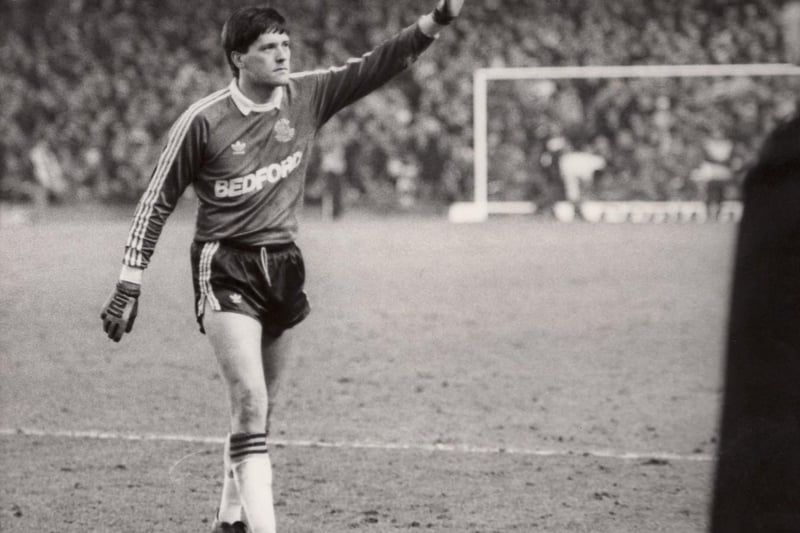 Popular goalkeeper was an ever-present that year, one of only two players to achieve the feat. Pocketed a second clean sheet of the season during the afternoon, going on to secure 12 in total for the Hatters on their way to a 16th place finish in the top flight.