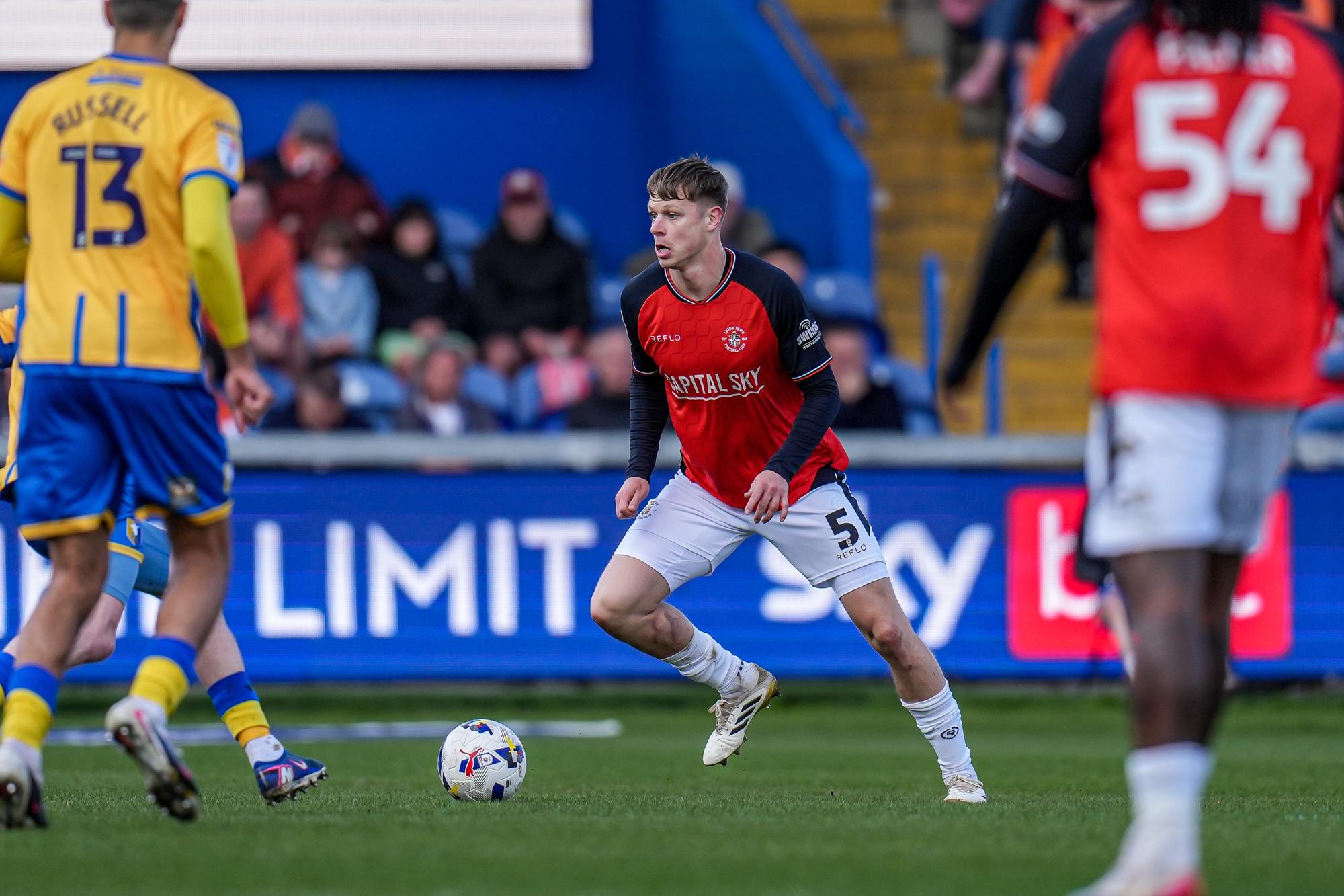 Luton boss reveals why defender came off at half time against Mansfield