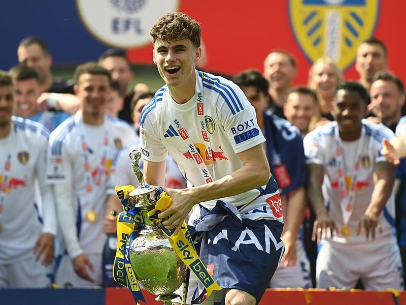 In: Harry Gray (Leeds United, loan). Out: None.