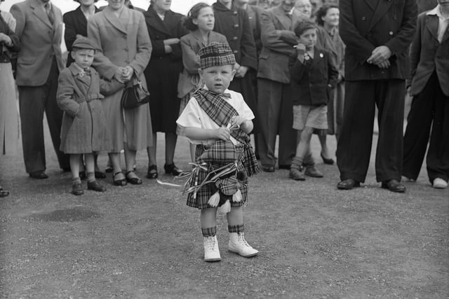 On Britannia Avenue, this young boy wore his smart kilt. Do you know who he is?