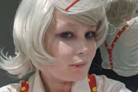 Another attendee dressed as Juuzou Suzuya from Tokyo Ghoul