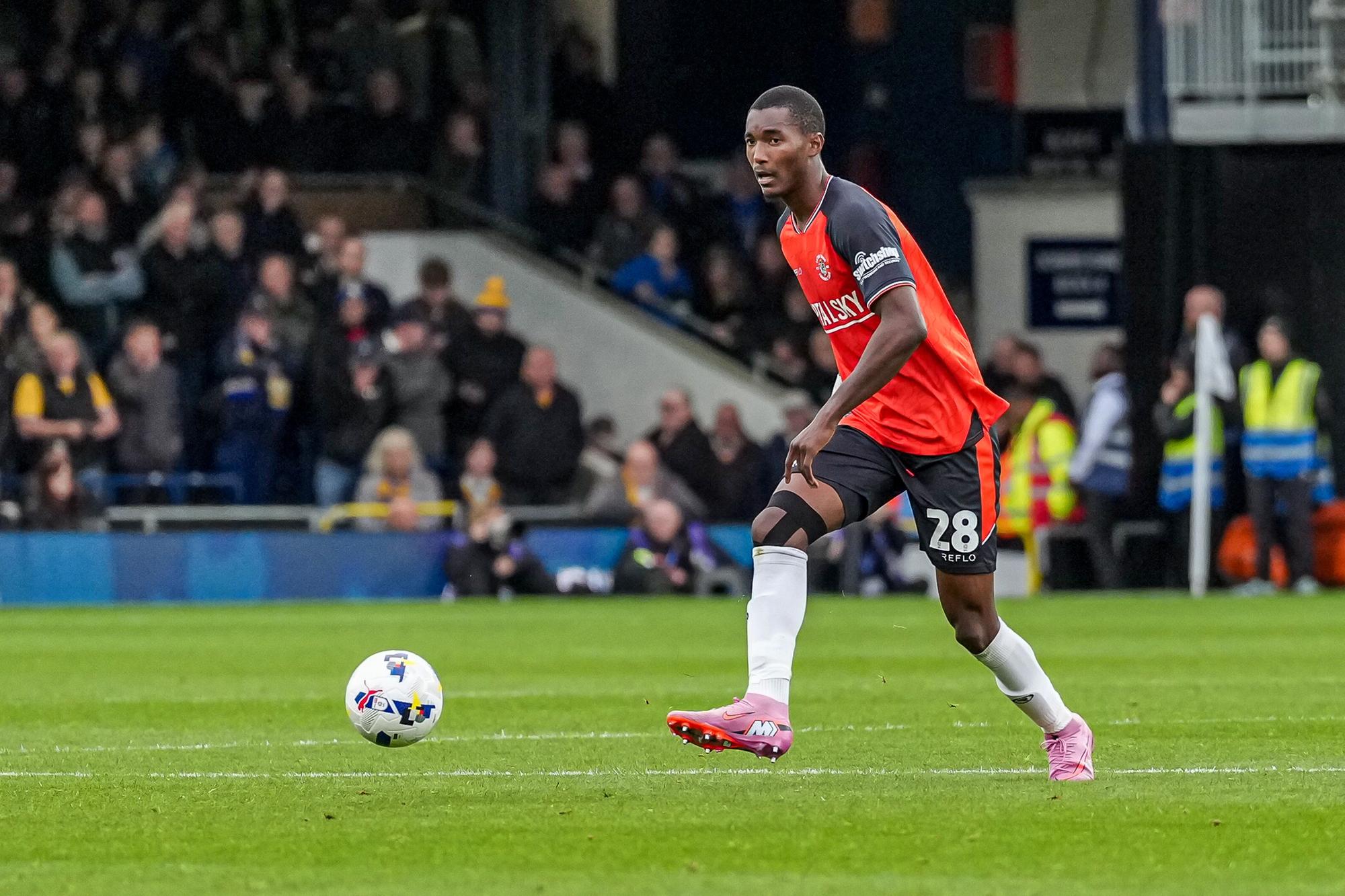 Luton defender reportedly set to join French top flight club in deal ...