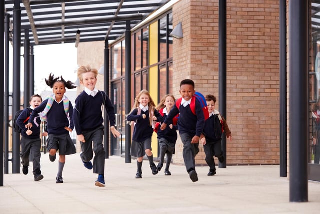 At Ramridge Primary School, 89% of parents who made it their first choice were offered a place for their child. A total of 6 applicants had the school as their first choice but did not get in.