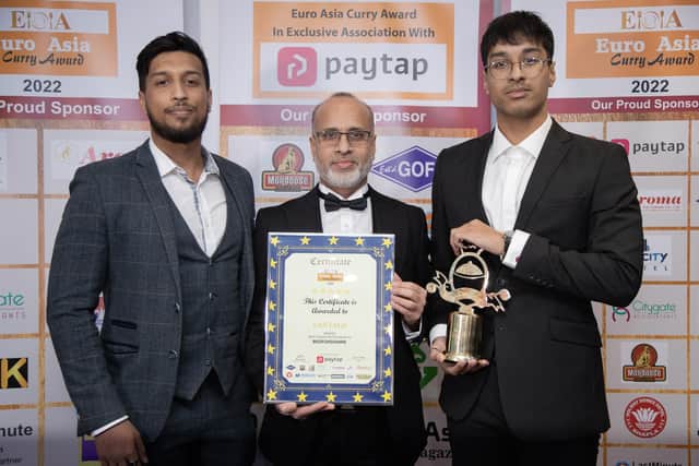 The Vantage team with their award. Photo by Mahzabin Chowdhury at MezCaptures
