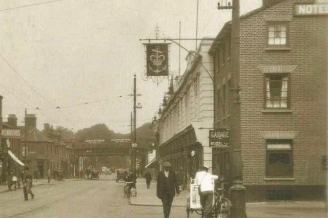 On New Bedford Road, on the corner of Bridge Street, the Crown & Anchor stood for 132 years. The pub and its brewery were demolished after closing in 1975, now the White House and gym are in its place.