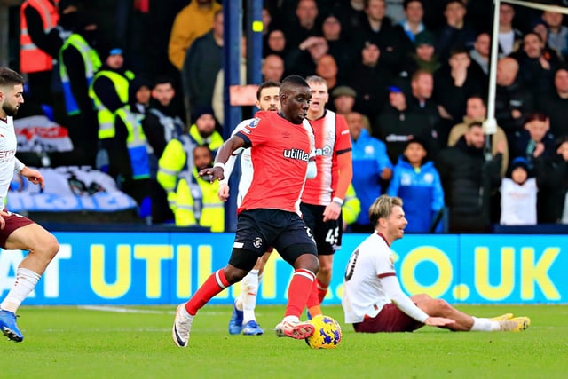 Back from a knee injury to add some steel to the Luton midfield as he made a point of letting the City players know he was there. Pressed when the chance arose in what was a terrific first half for the Hatters, but City's extra quality won the day after the break. Replaced late on by Lokonga as a needless fifth booking of the season means he is now ruled out of next weekend's trip to Bournemouth.