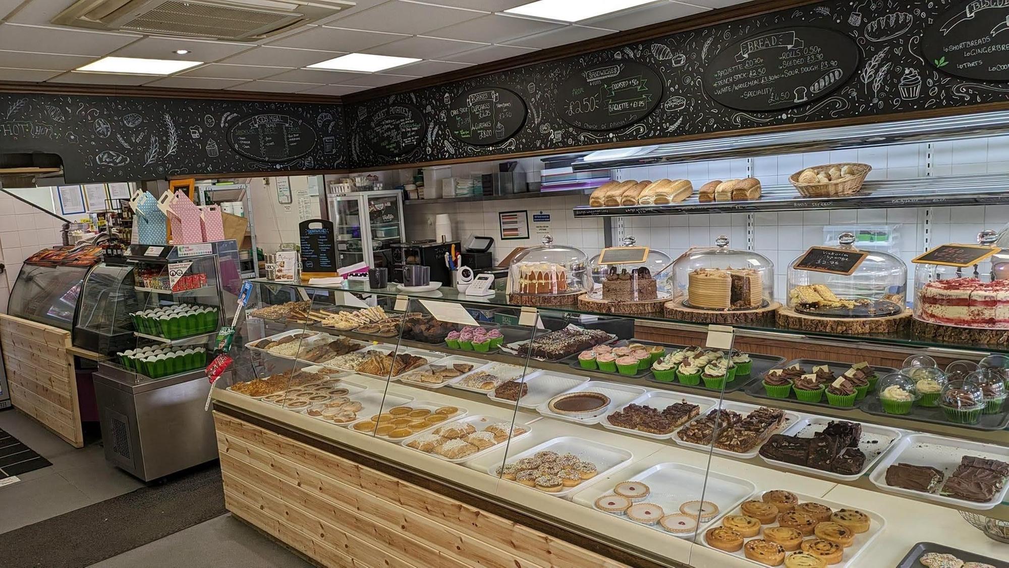 Cash and fizzy drinks stolen from Dunstable Bakery after two break-ins
