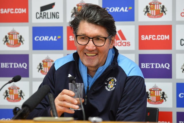 Following Jones' departure, Mick Harford took the Hatters in a League One fixture at fellow promotion hopefuls, his boyhood club Sunderland. The hosts led through Chris Maguire’s first half goal, before Luton levelled when James Collins scored from the penalty spot on 67 minutes. Danny Hylton was then sent off, the Black Cats having Maguire dismissed as well late on.