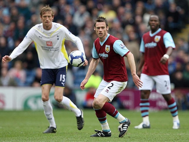 Beating Sheffield United to reach the top flight, the Clarets began excellently, with five victories from 11, beating both Manchester United and Everton 1-0. However, Burnley could only garner three wins from November onwards, as they were unable to get out of the bottom three. Despite defeating Spurs 4-2 on the final day, they ended up third bottom, five points away from West Ham.
