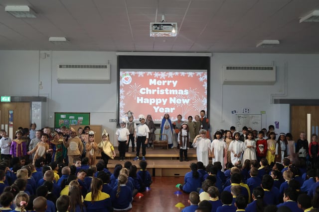 Waulud Primary School's Year 1 Nativity