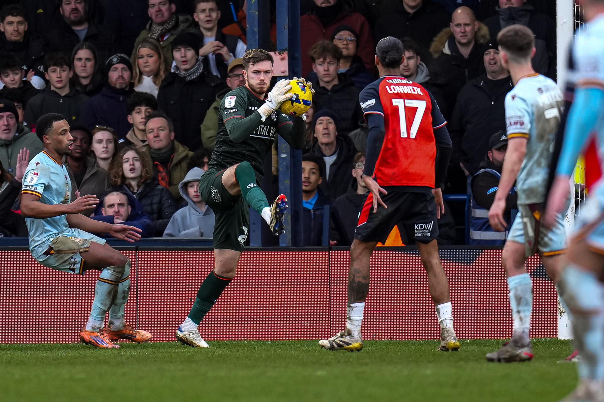 Luton chief to look at why Town are struggling with their second half ...