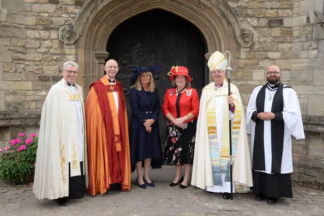 L-R: Archdeacon of Bedford Venerable Dave Middlebrook, Vicar of St Paul’s The Rev Canon Kevin Goss, Lord-Lieutenant (Designate) Susan Lousada DL, HM Lord-Lieutenant of Bedfordshire Helen Nellis CVO CStJ, Bishop of Bedford The Rt Rev Richard Atkinson OBE and Assistant Curate Father Luke Larner.