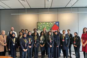 Students at HSBC with Lisa McGeough, Co-Head of Global Banking Coverage