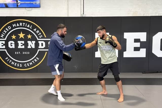 Hamza "Showtime" Shoukat training with coach Faisal Malik at Legends Gym