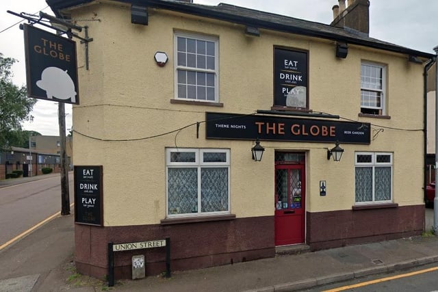 The guide calls this pub a "popular, homely street-corner local", just off the town centre