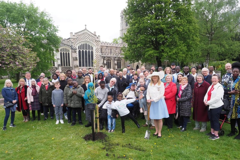 Susan Lusada joined children from St Mary's Church to plant an oak tree to celebrate the coronation