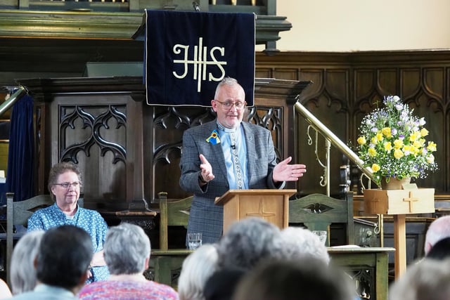 Revd George Watt, Moderator of URC Thames North Synod, also conducted a sermon