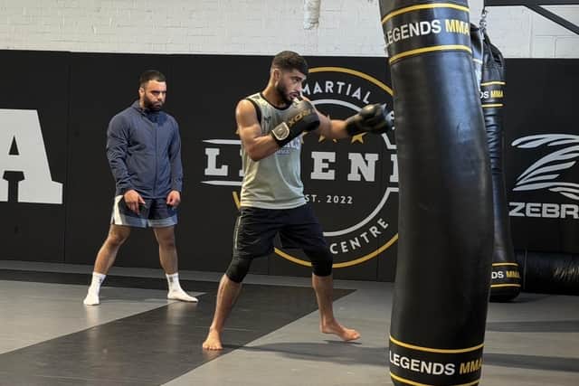 Hamza "Showtime" Shoukat training with coach Faisal Malik at Legends Gym