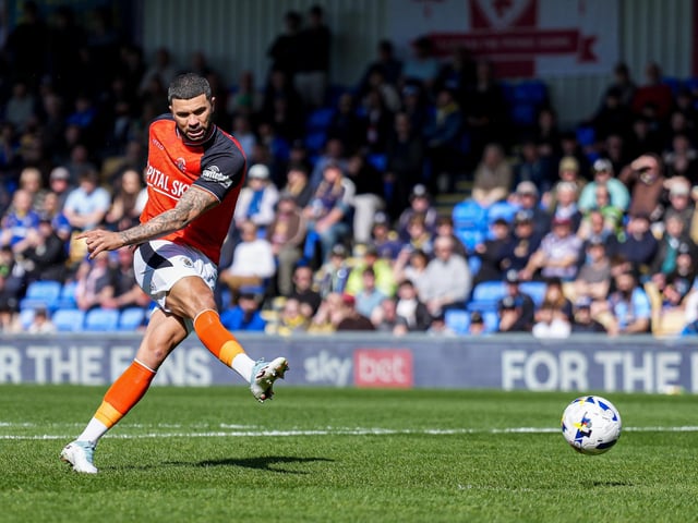 Forward should really have opened the scoring on just three minutes as found by Palmer’s square pass in a wonderful position and completely unmarked, he had time to pick his spot, only to end up dragging wide of the target. Thankfully it didn't matter too much as Luton soon took the lead, but not long after that, he was forced to come off having suffered a groin issue which will more than likely rule him out of playing at Wembley this weekend.