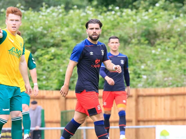 Elliot Lee has left Luton