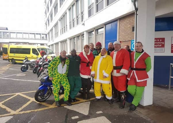 HBB Bikers RC delivered Christmas presents to the Luton and Dunstable University Hospital ytKvhdCkjTrtXWclEOeb