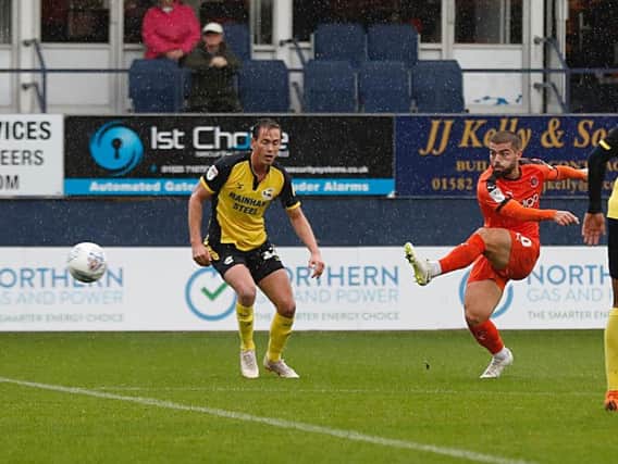 Elliot Lee makes it 2-1 to Luton this afternoon