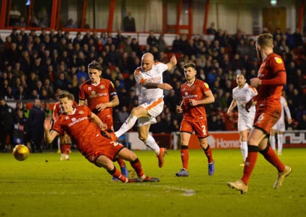 Alan McCormack goes for goal against Walsall