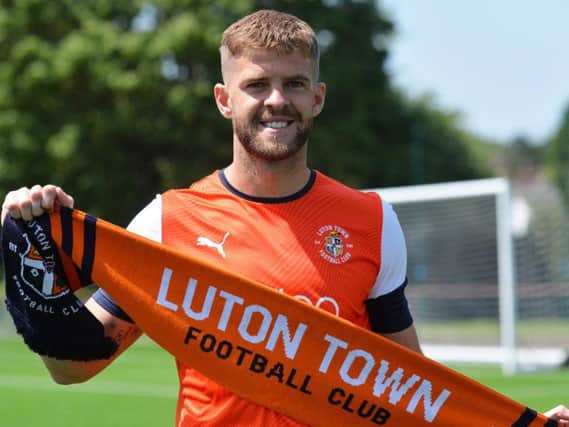 New Town signing Martin Cranie