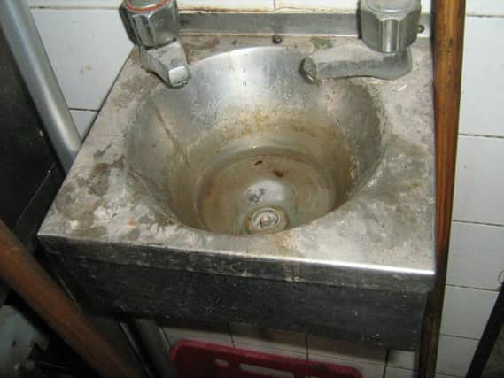 Unhygienic sink