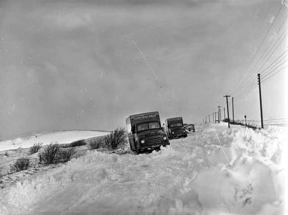 Snow storm on Dunstable Downs in January 1958