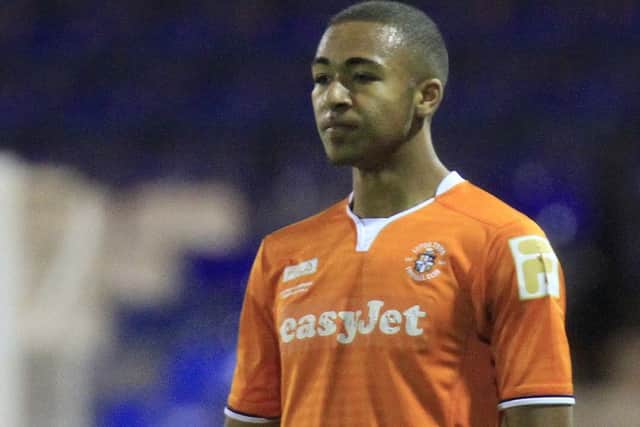 Ex-Hatter among four new Waders signings